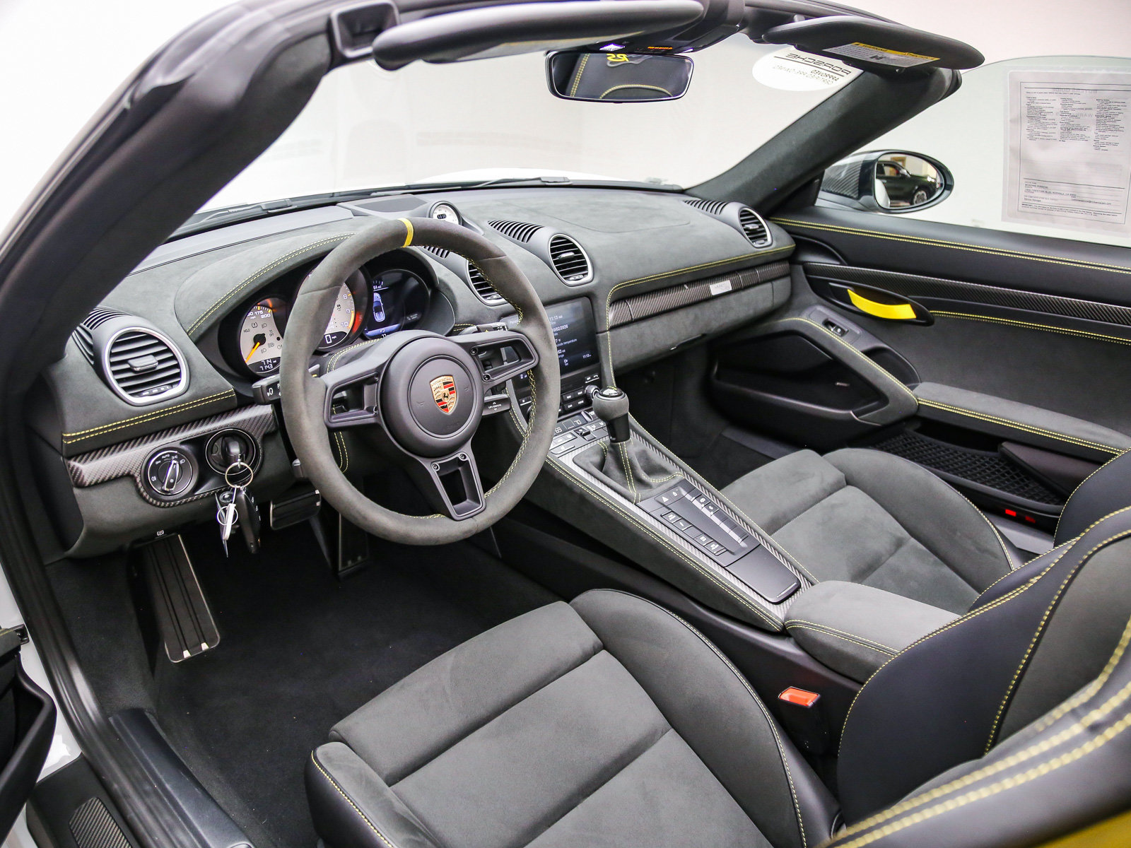 Certified 2025 Porsche 718 Boxster Spyder RS RWD image 4