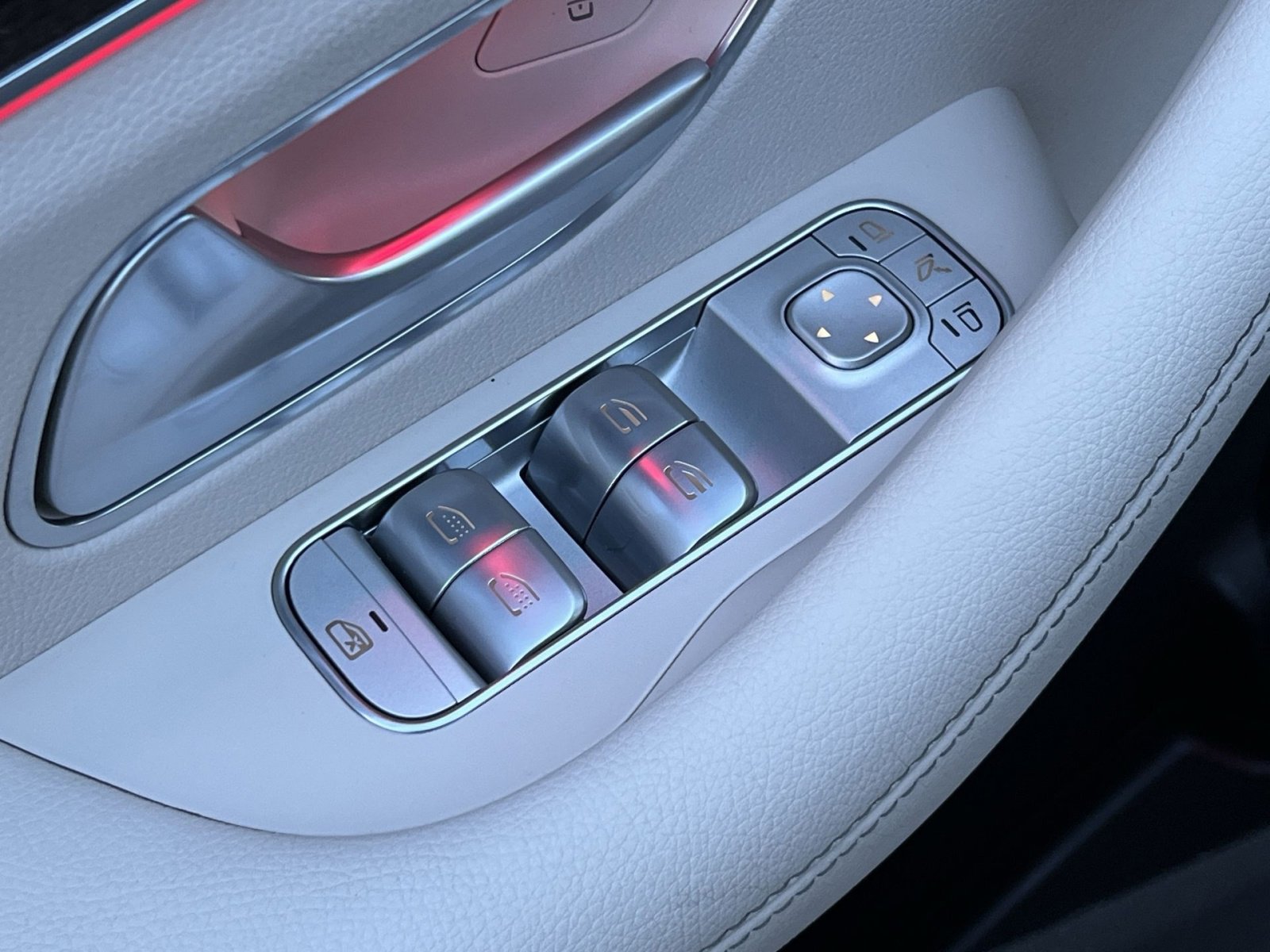 Certified 2024 Mercedes-Benz GLS 580 4MATIC image 13