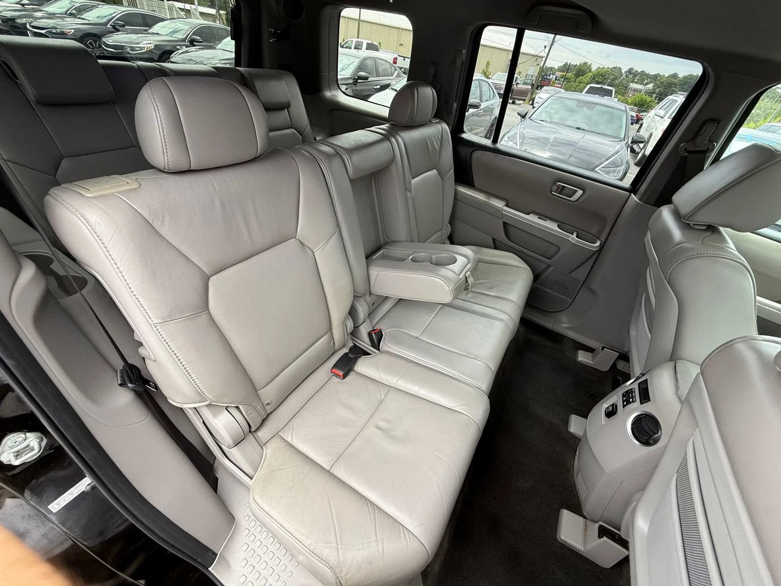 Used 2011 Honda Pilot EX-L image 16