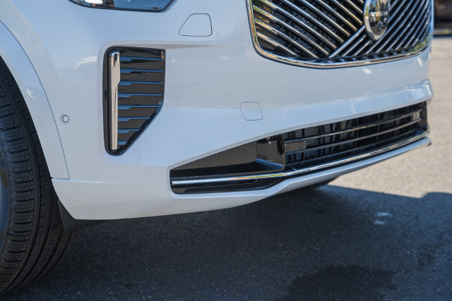 New 2027 Volvo XC90 B6 Plus AWD/4WD image 13