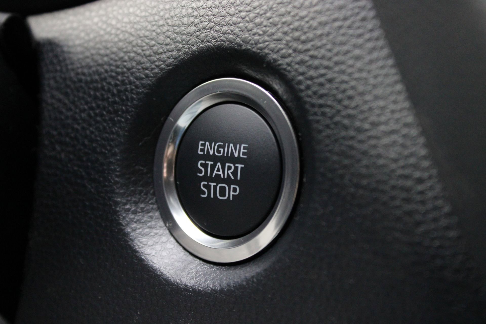 New 2026 Toyota Corolla SE FWD image 31