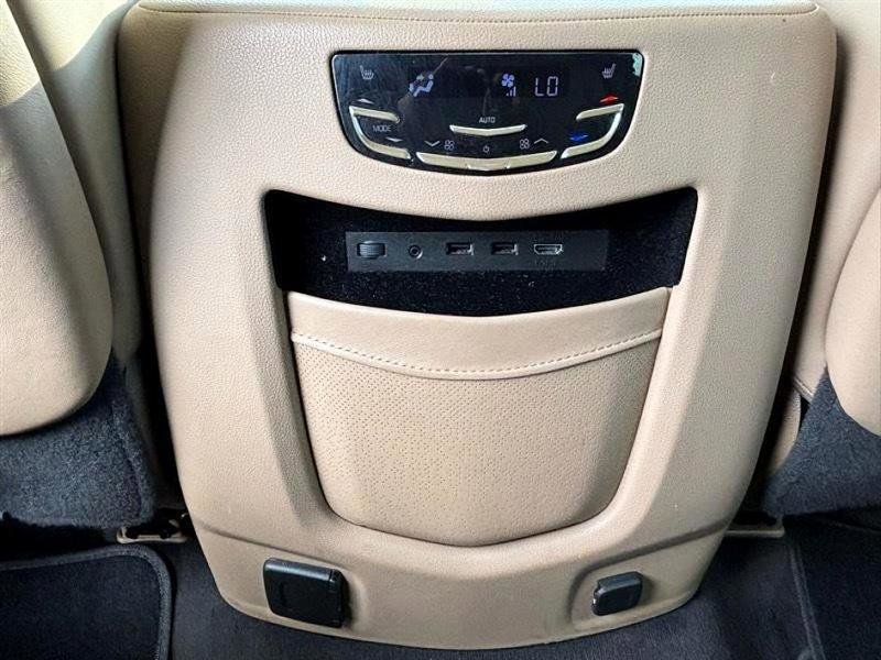 Used 2020 Cadillac Escalade ESV Platinum image 47