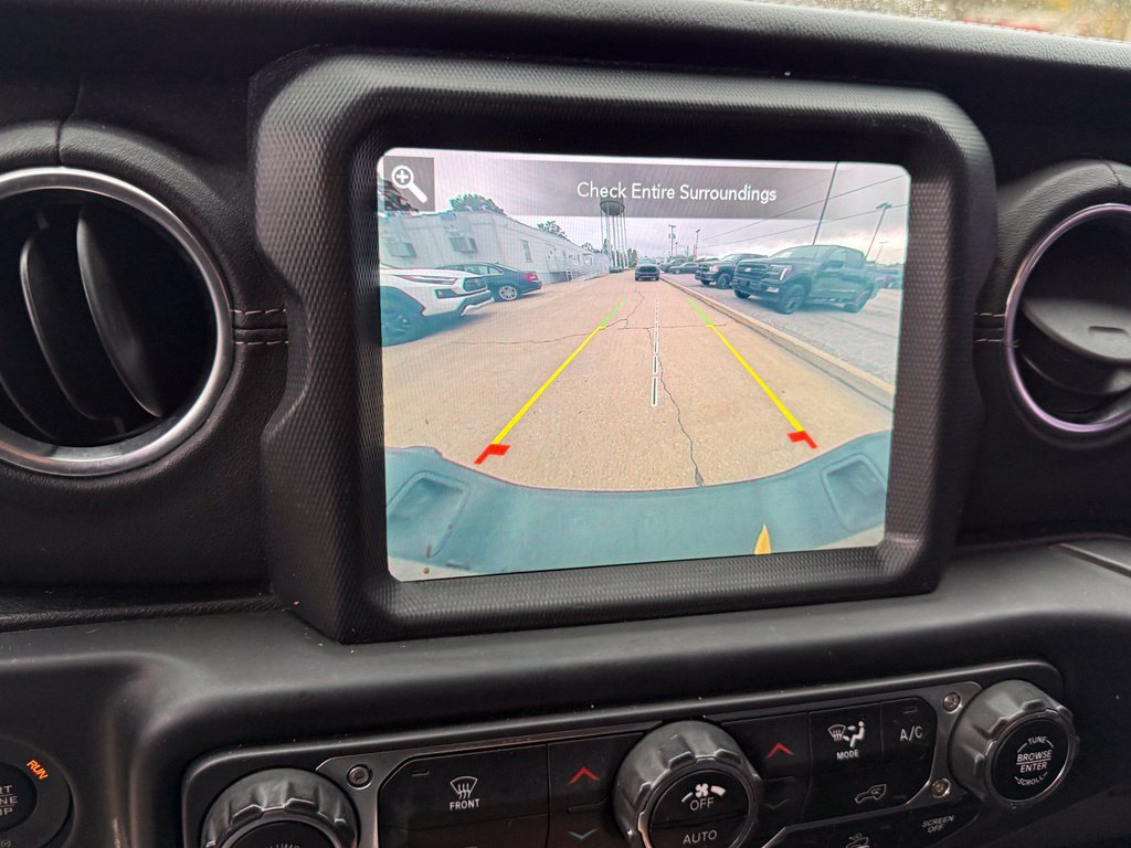 Used 2020 Jeep Gladiator Overland AWD/4WD image 21