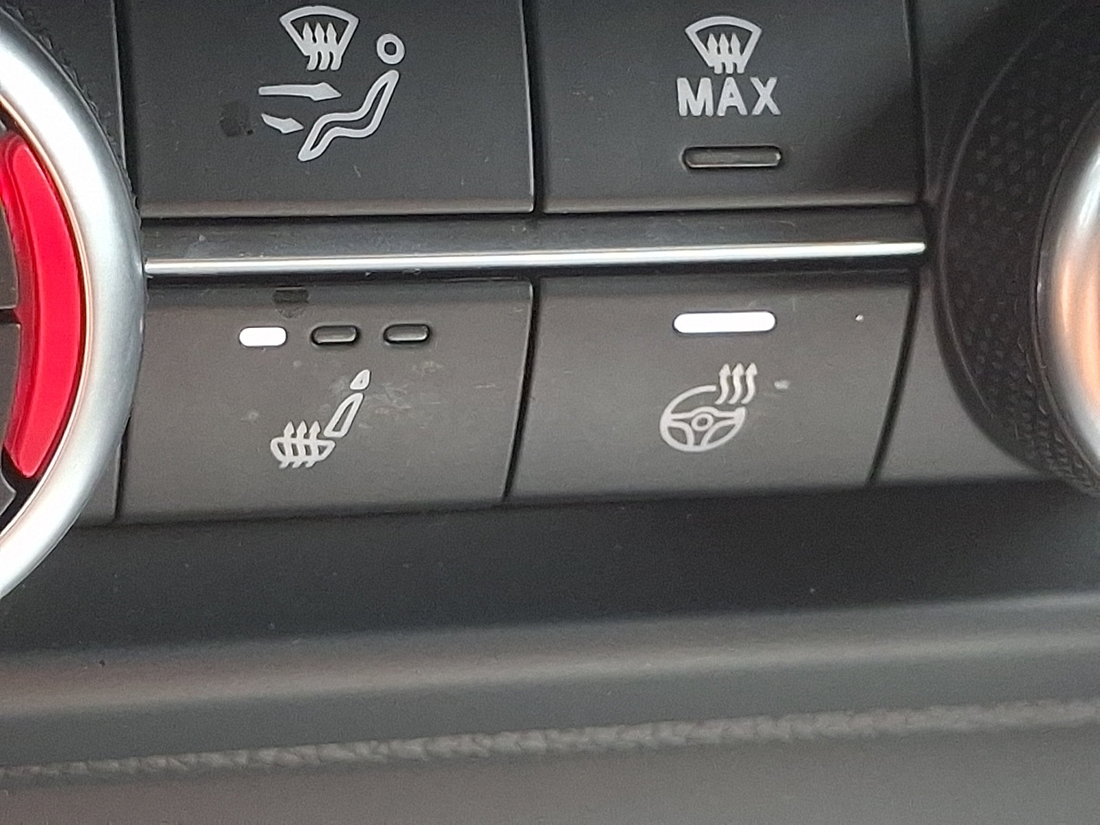 New 2025 Alfa Romeo Stelvio Sprint AWD/4WD image 19