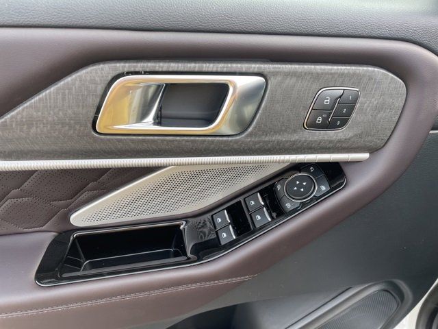 New 2026 Ford Explorer Platinum w/ LUX Leather Package image 21