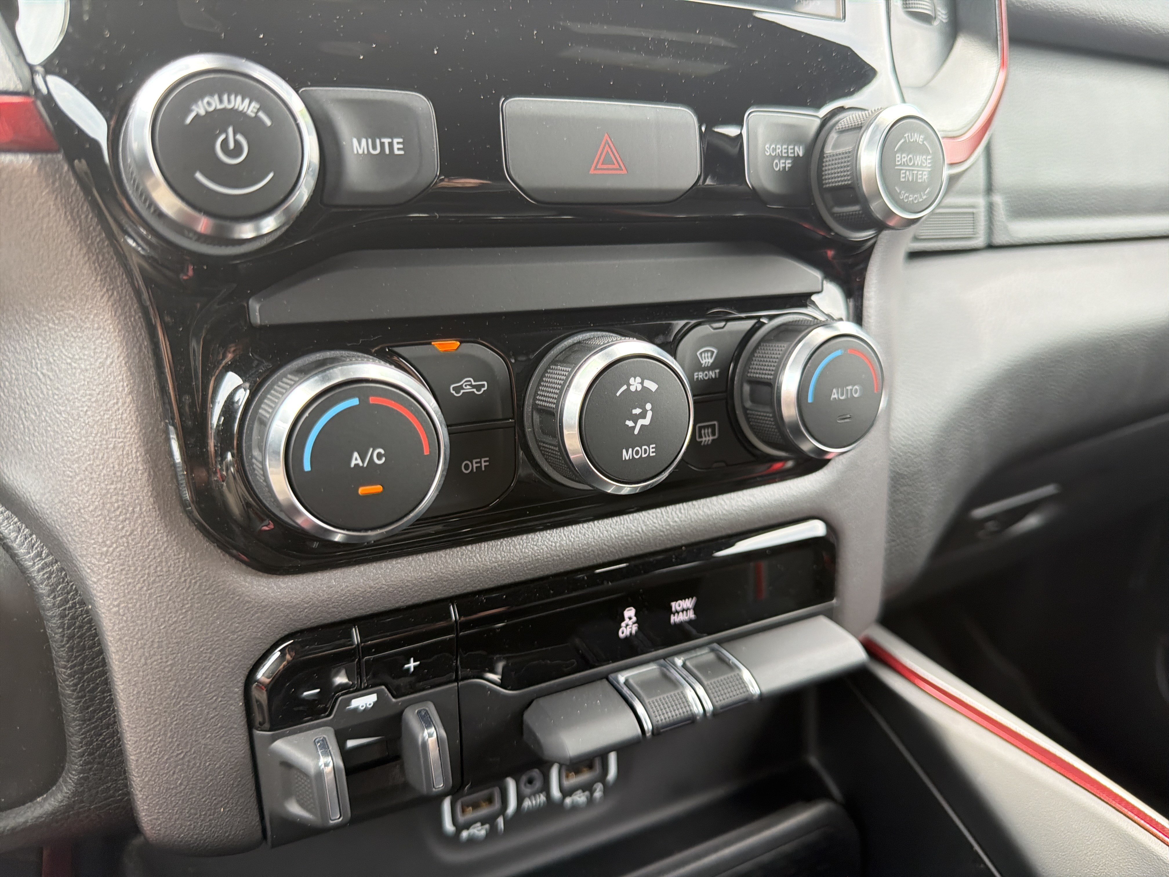 Used 2023 RAM 1500 Rebel AWD/4WD image 8