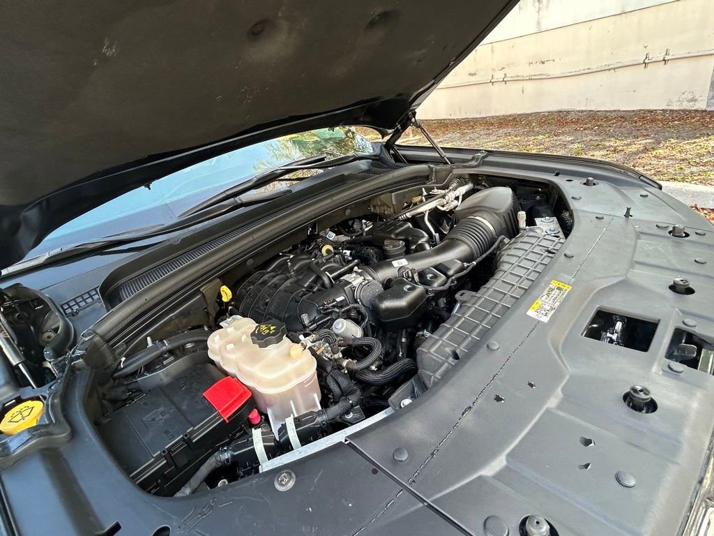 Used 2021 Jeep Grand Cherokee L Limited image 31