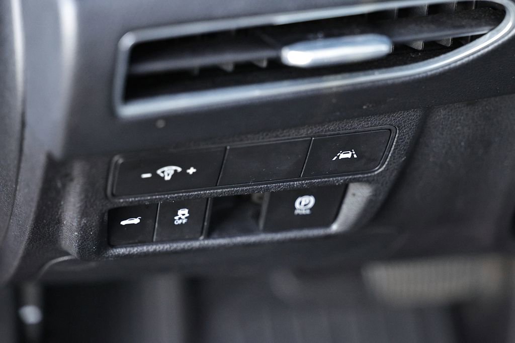 Used 2023 Hyundai Sonata SEL image 16