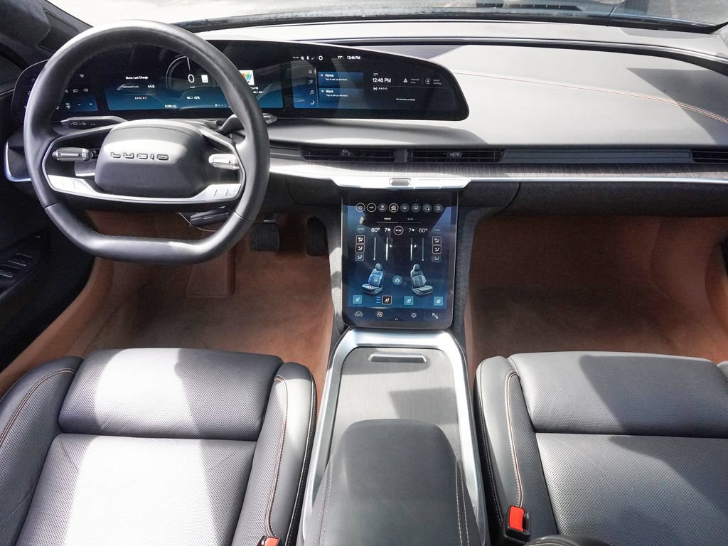 Used 2025 Lucid Air Touring AWD/4WD image 35