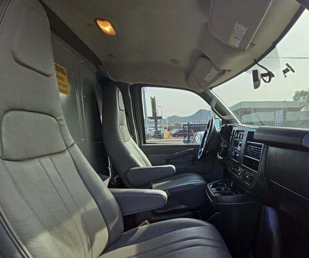 Used 2018 Chevrolet Express 2500 w/ Driver Convenience Package image 8