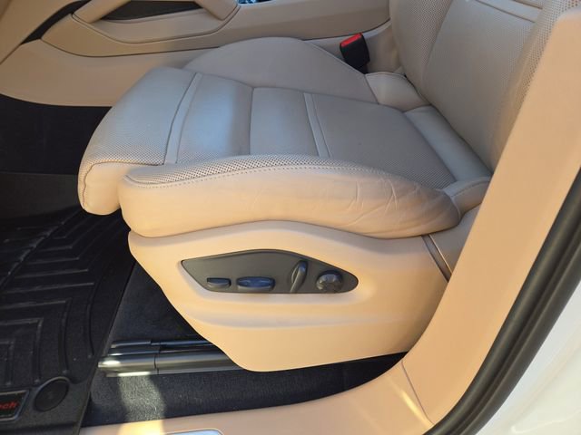 Used 2023 Porsche Cayenne AWD/4WD image 28
