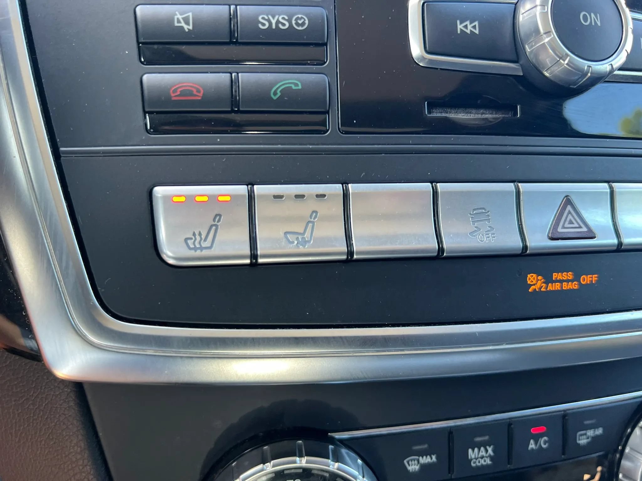 Used 2014 Mercedes-Benz GL 450 4MATIC w/ Lighting Package image 58