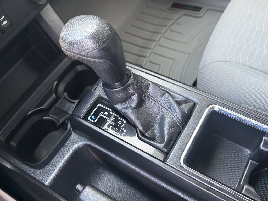 Used 2017 Toyota Tacoma SR RWD image 26