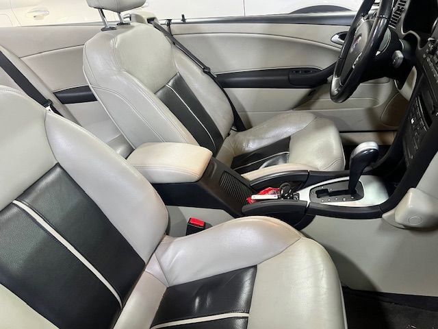 Used 2005 Saab 9-3 Aero image 10