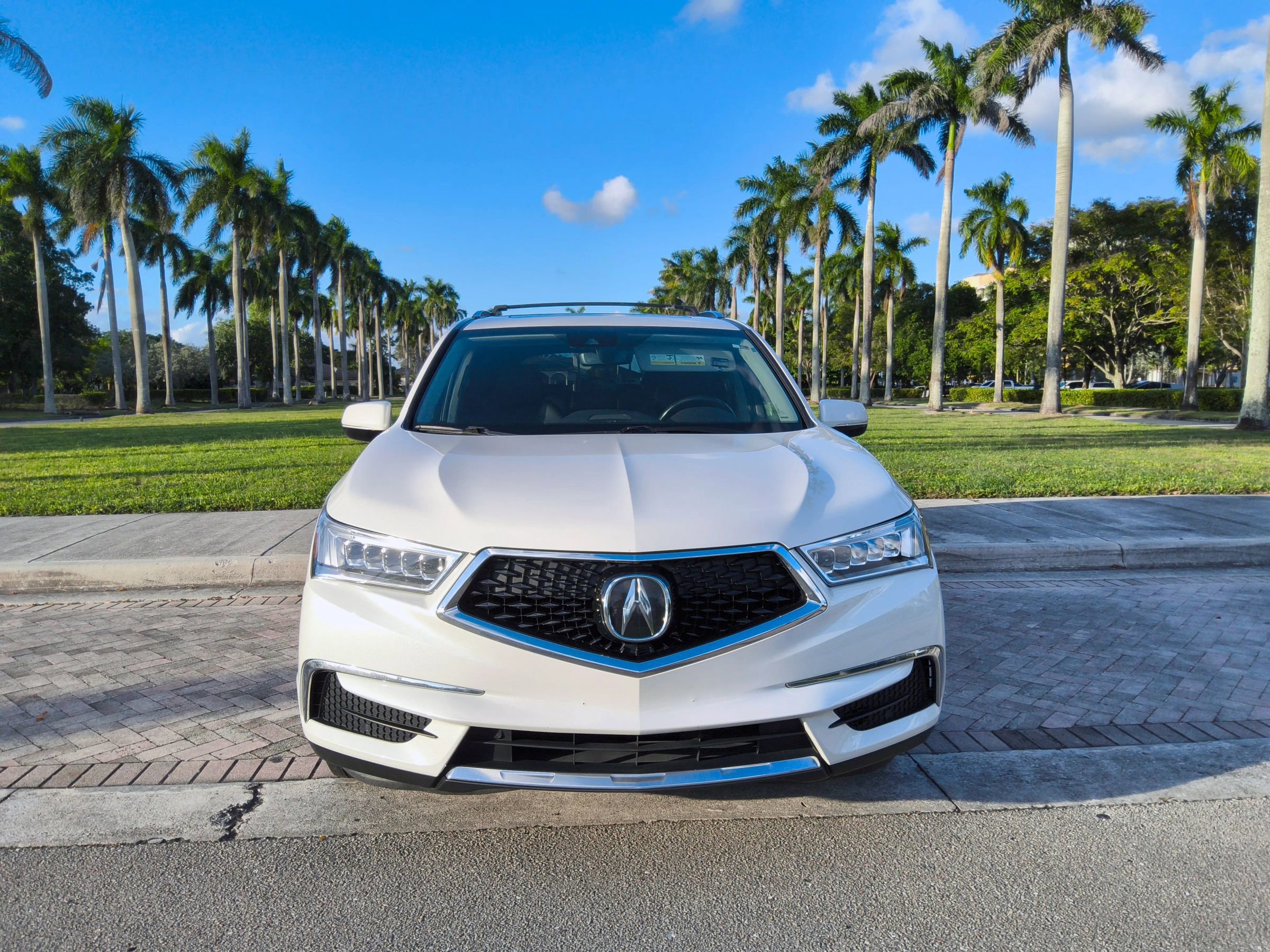 Used 2020 Acura MDX SH-AWD image 2