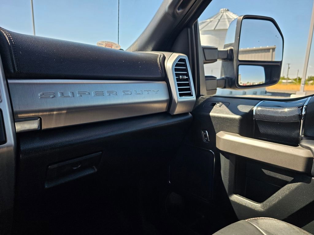 Used 2020 Ford F350 Platinum w/ FX4 Off-Road Package image 28