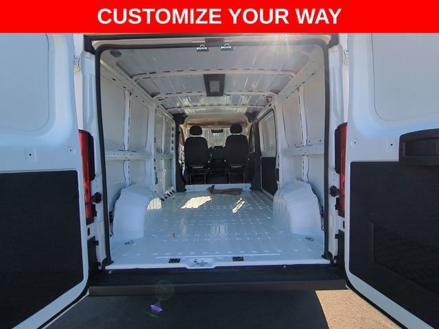 New 2025 RAM ProMaster 2500 w/ Convenience Group FWD image 23