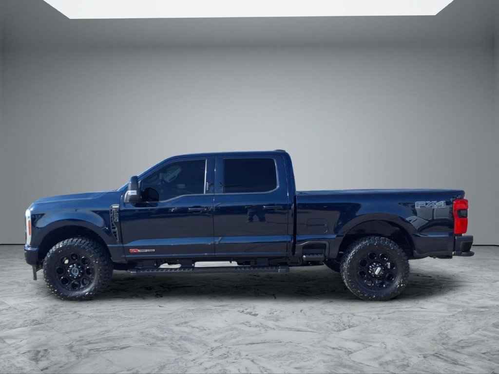 Used 2024 Ford F250 Lariat w/ Black Appearance Package AWD/4WD image 4