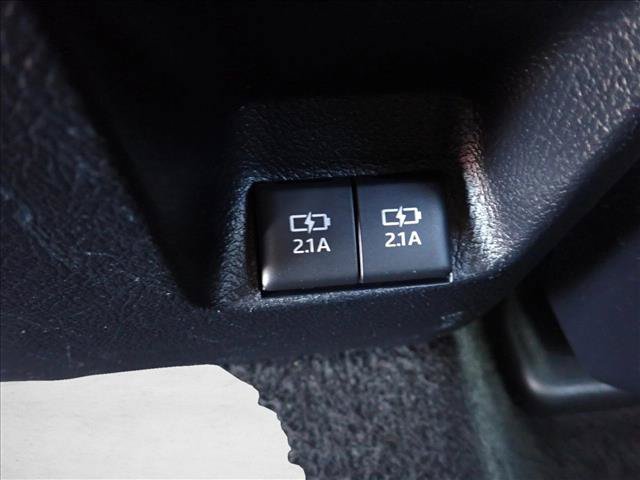Used 2022 Toyota 4Runner SR5 AWD/4WD image 9