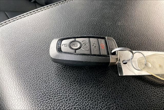 Used 2020 Ford F150 Raptor w/ Equipment Group 802A Luxury image 10