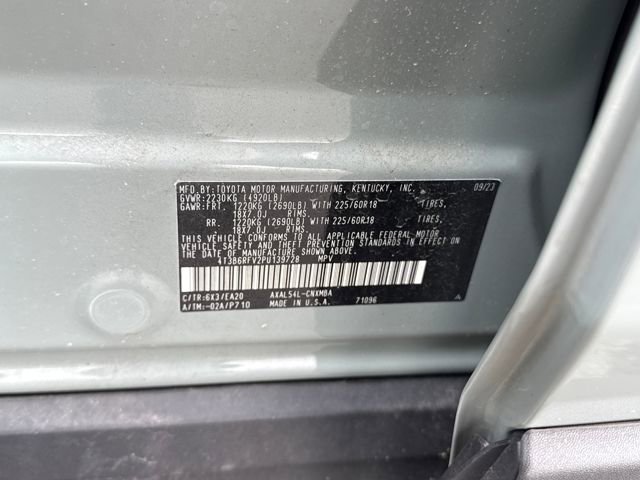 Used 2023 Toyota RAV4 XLE Premium image 36