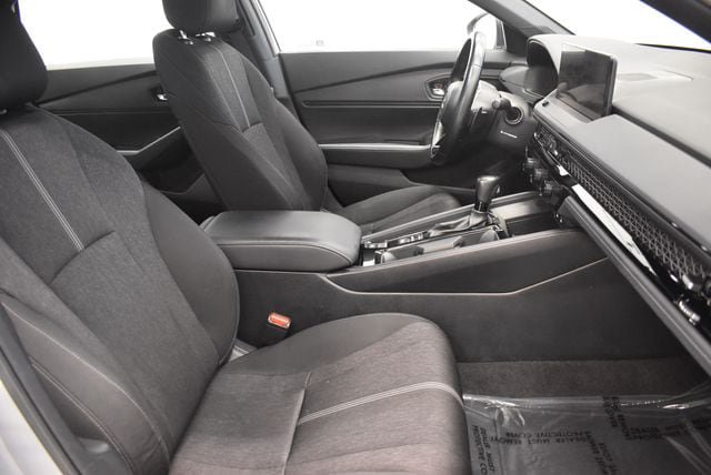 Used 2023 Honda Accord Sport image 19