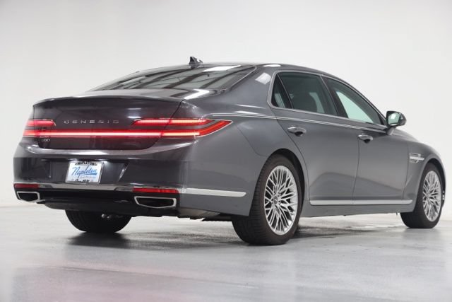 Used 2021 Genesis G90 3.3T Premium RWD image 17