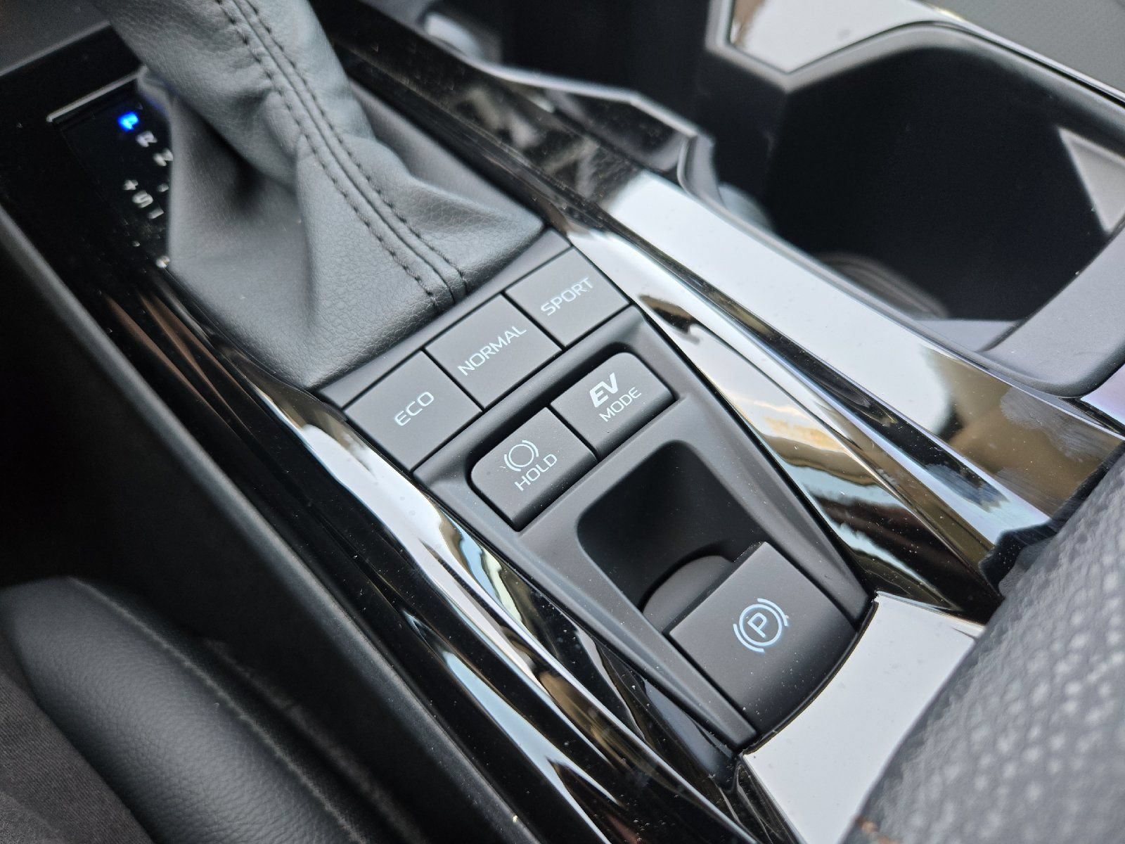 Certified 2026 Toyota Camry XLE FWD image 27