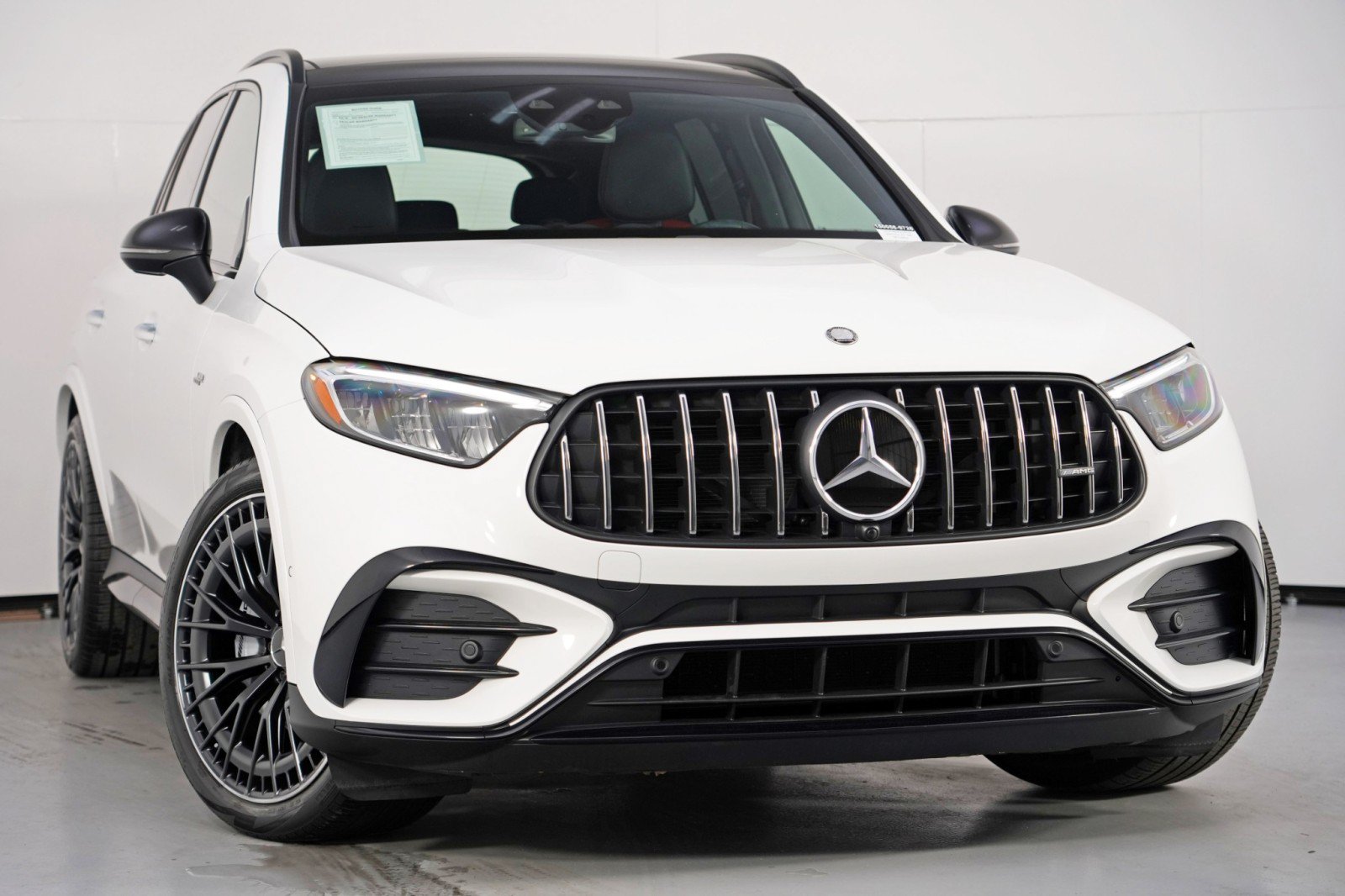 Used 2024 Mercedes-Benz GLC 43 AMG 4MATIC image 4