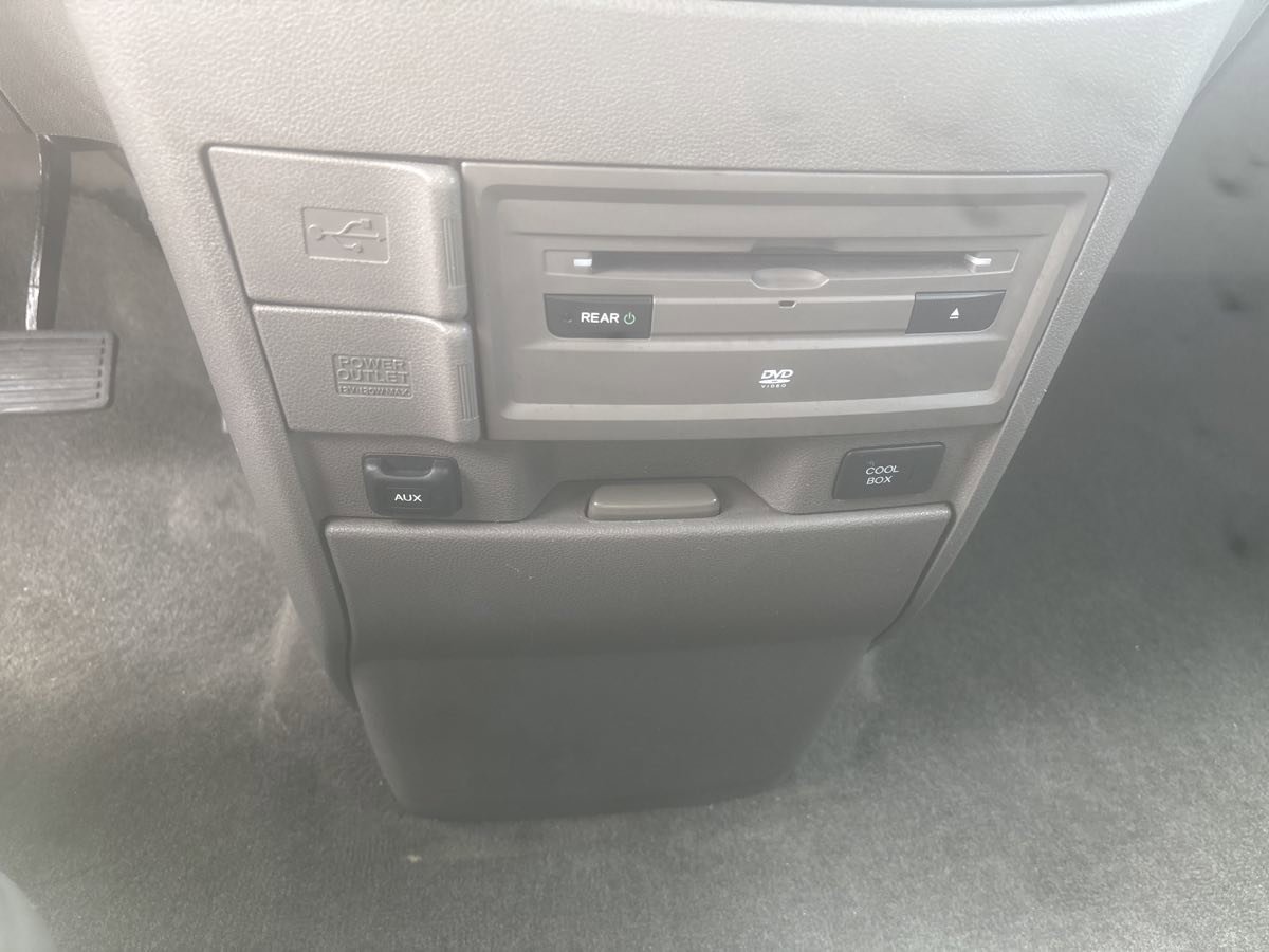 Used 2014 Honda Odyssey Touring image 15