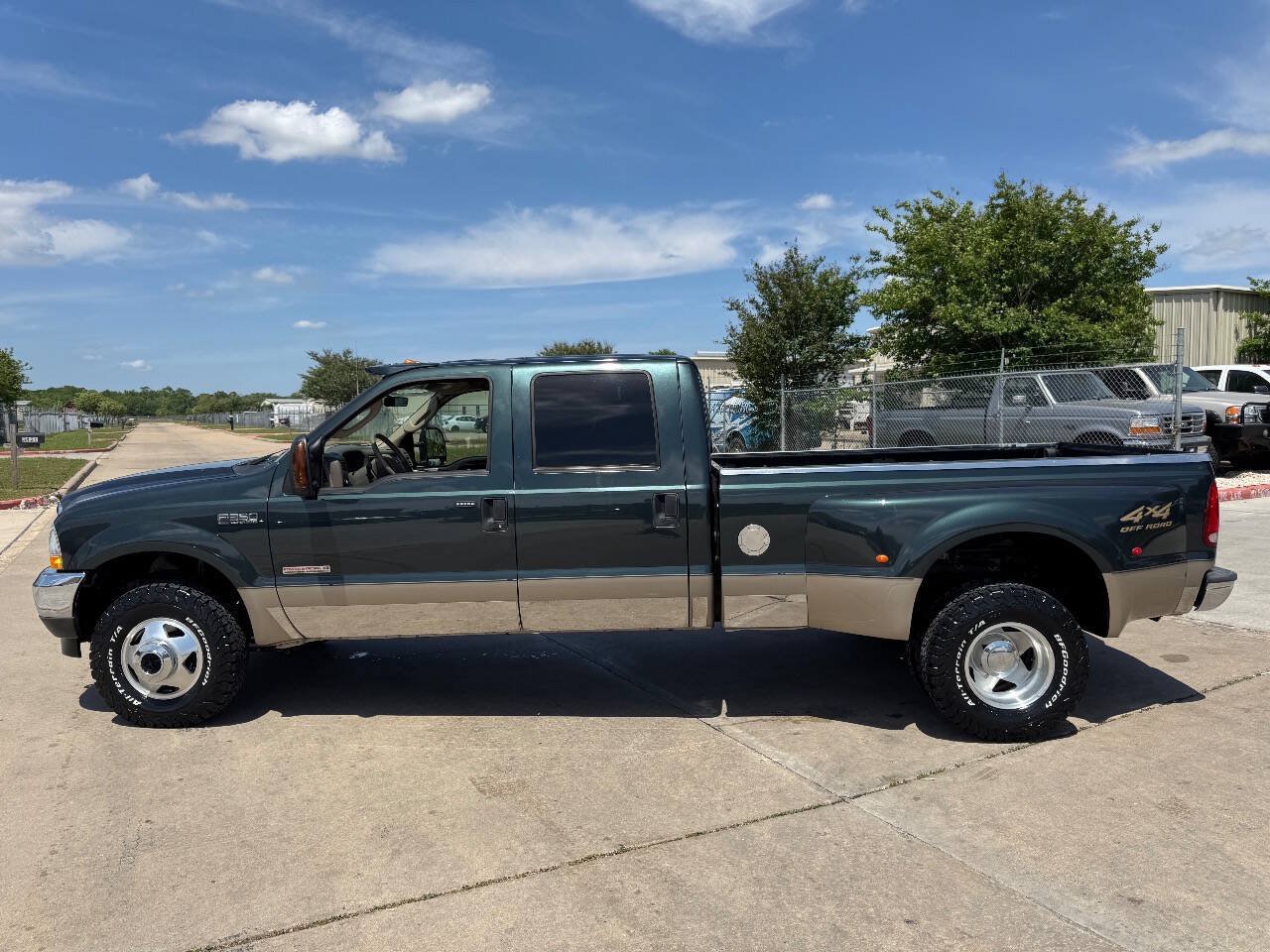 Used 2004 Ford F350 XL AWD/4WD image 7