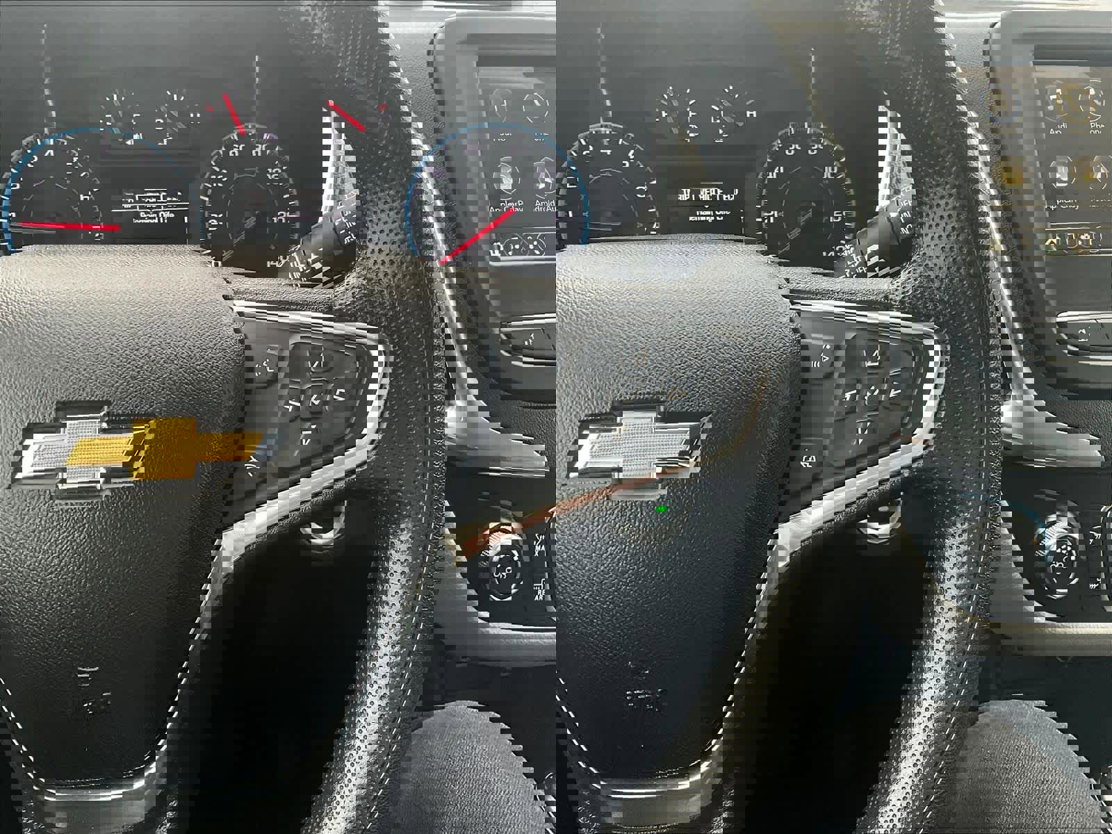 Used 2019 Chevrolet Equinox LS image 24