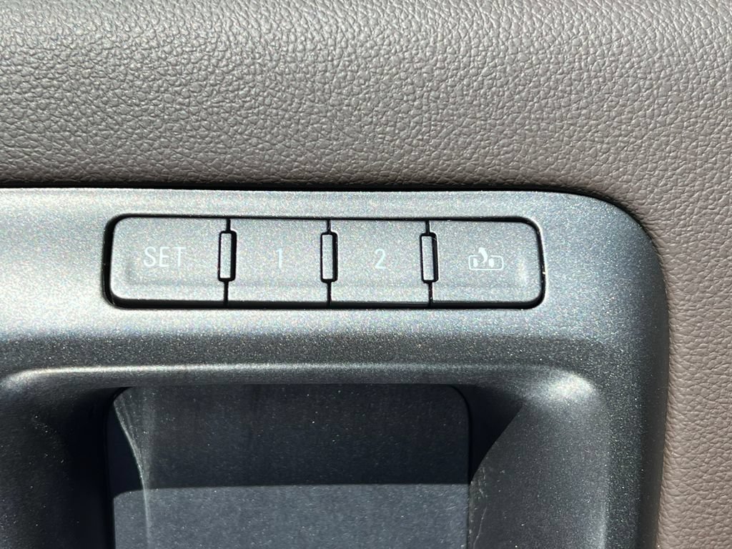 Used 2019 GMC Sierra 2500 Denali w/ Duramax Plus Package AWD/4WD image 26