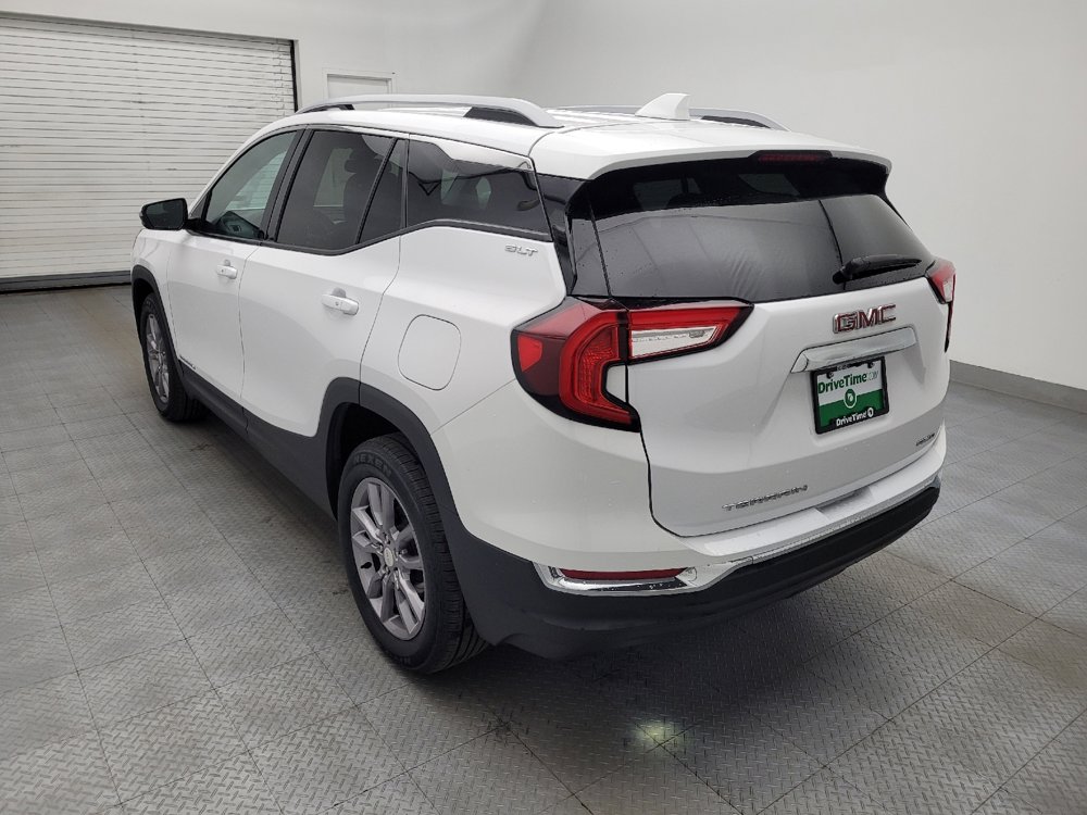 Used 2023 GMC Terrain SLT AWD/4WD image 5