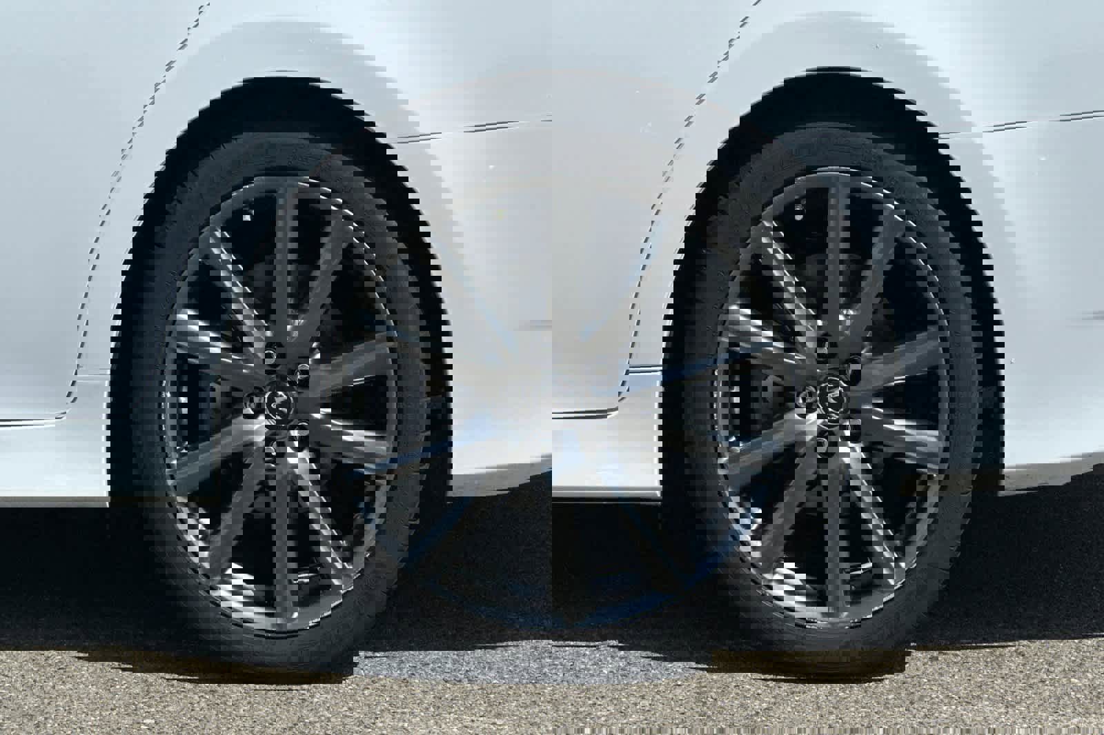 Used 2015 Lexus GS 350 w/ F Sport Package image 31