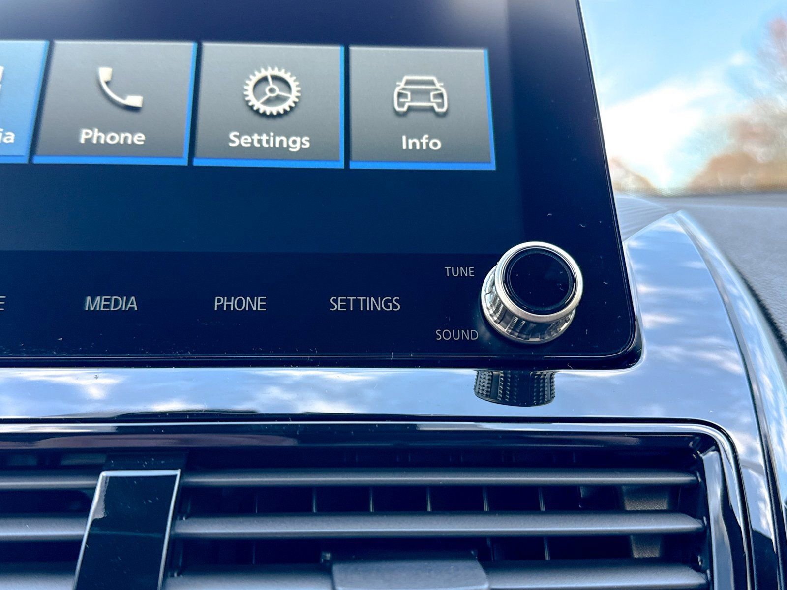 New 2026 Mitsubishi Eclipse Cross Black Edition image 30