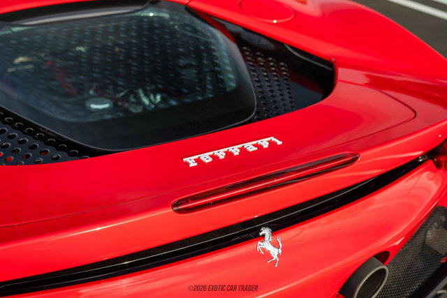 Used 2025 Ferrari SF90 Spider image 82