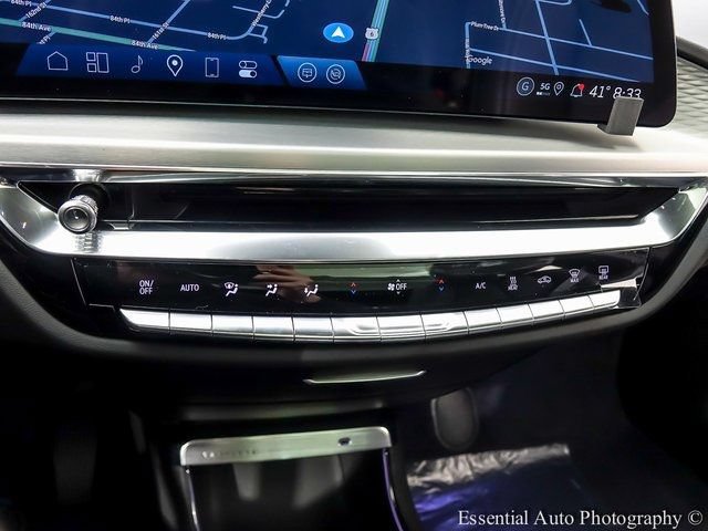 New 2025 Cadillac Lyriq Sport w/ LPO, Floor Liner Package AWD/4WD image 18