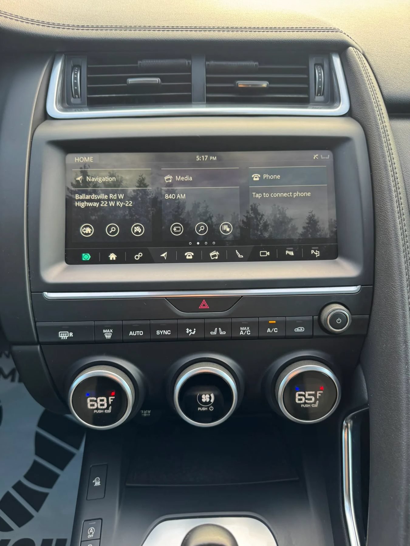 Used 2020 Jaguar E-PACE SE AWD/4WD image 55
