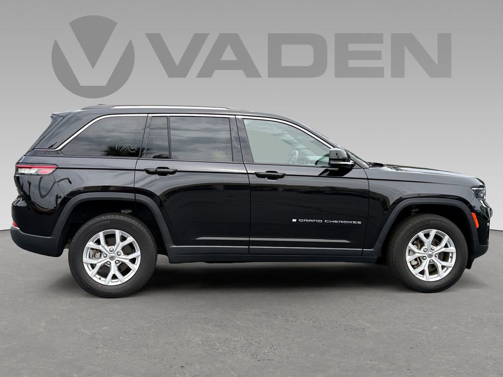 Used 2023 Jeep Grand Cherokee Limited AWD/4WD image 6
