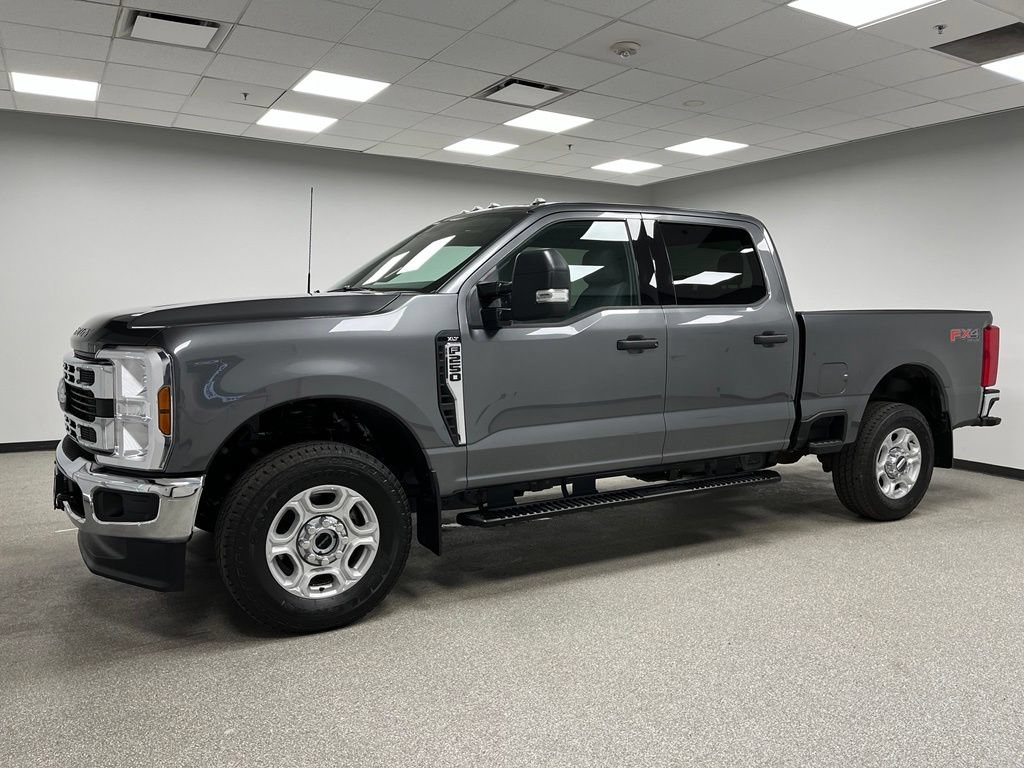 Used 2025 Ford F250 XLT w/ FX4 Off-Road Package AWD/4WD image 6