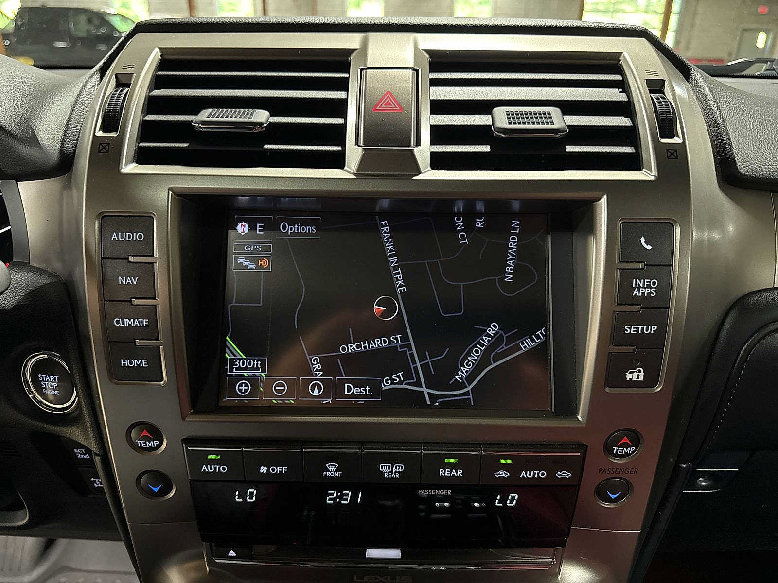Used 2021 Lexus GX 460 Premium w/ Premium Package AWD/4WD image 21