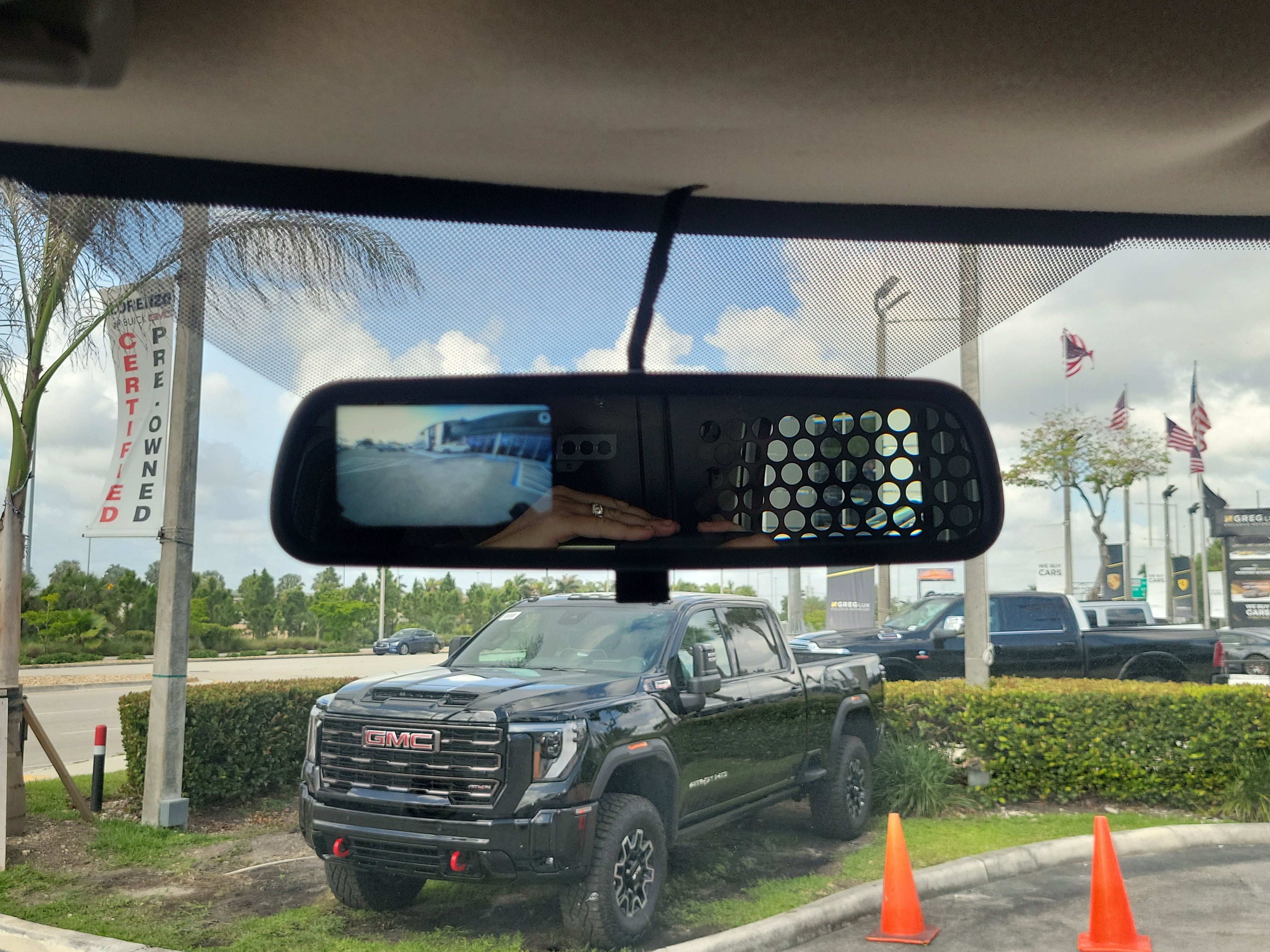 Used 2024 GMC Savana 2500 w/ Driver Convenience Package image 10