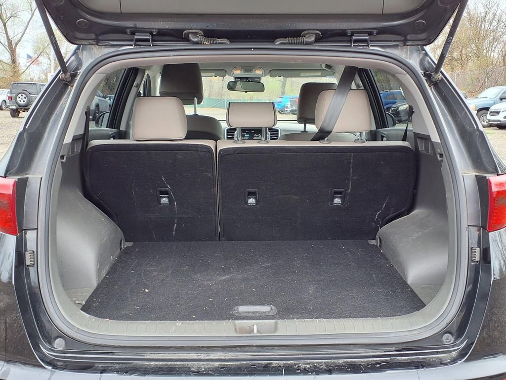 Used 2017 Kia Sportage EX image 8