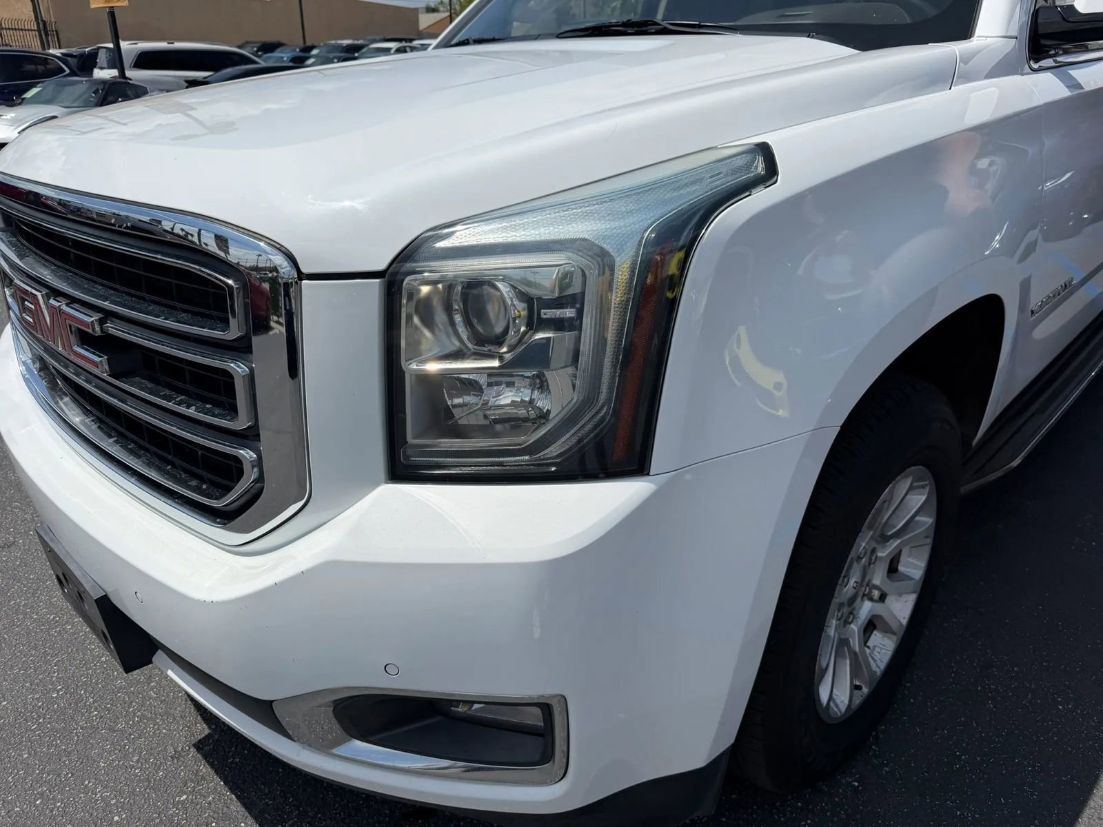 Used 2018 GMC Yukon XL SLT w/ Open Road Package image 4