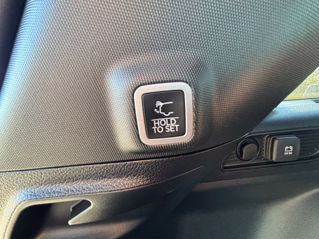 Used 2026 Jeep Grand Cherokee Altitude AWD/4WD image 47