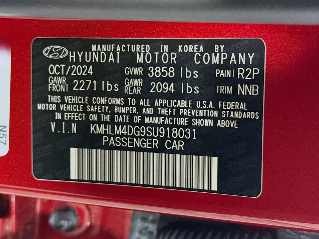 Certified 2025 Hyundai Elantra Sport w/ Cargo Package FWD image 34