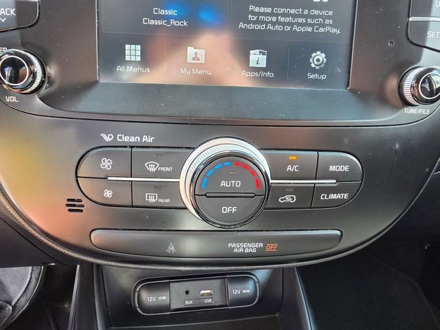 Used 2018 Kia Soul + FWD image 20
