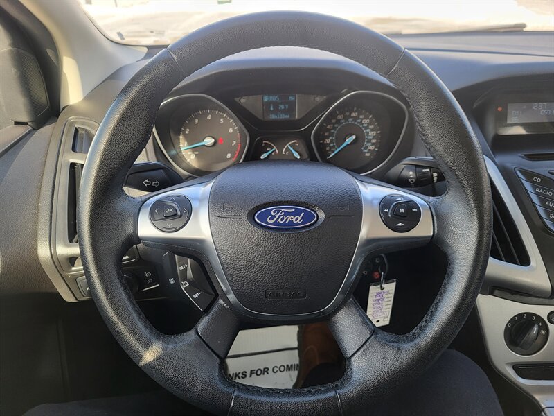 Used 2012 Ford Focus SE w/ SE Sport Pkg image 16