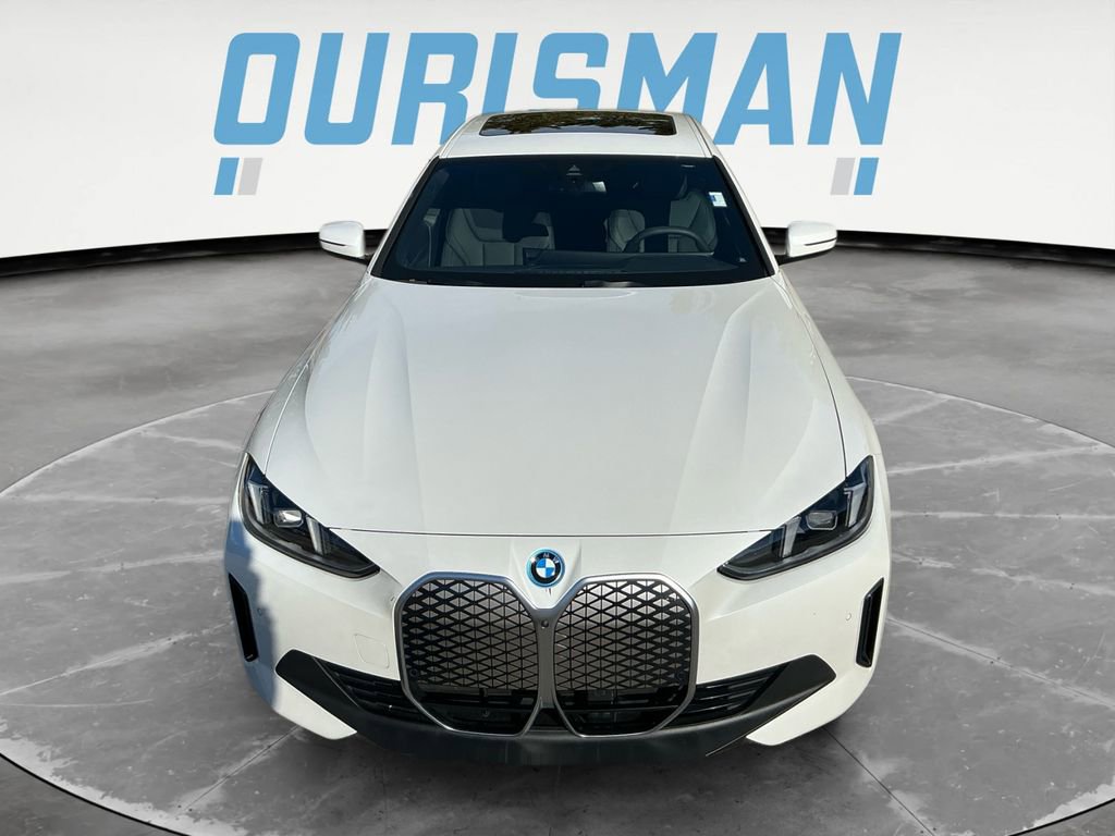 Used 2025 BMW i4 eDrive40 image 2